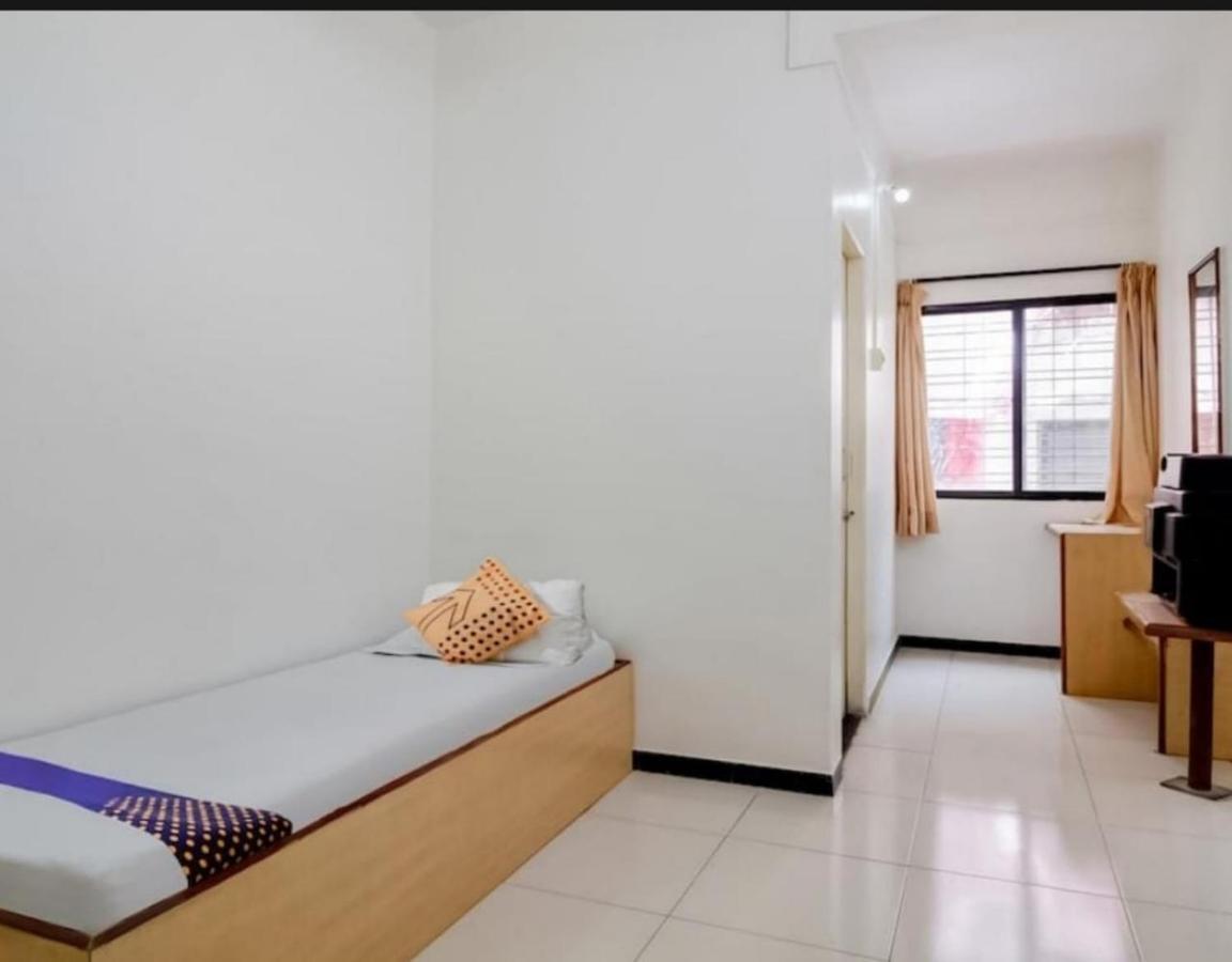 Hotel Rahi Nashik Ngoại thất bức ảnh