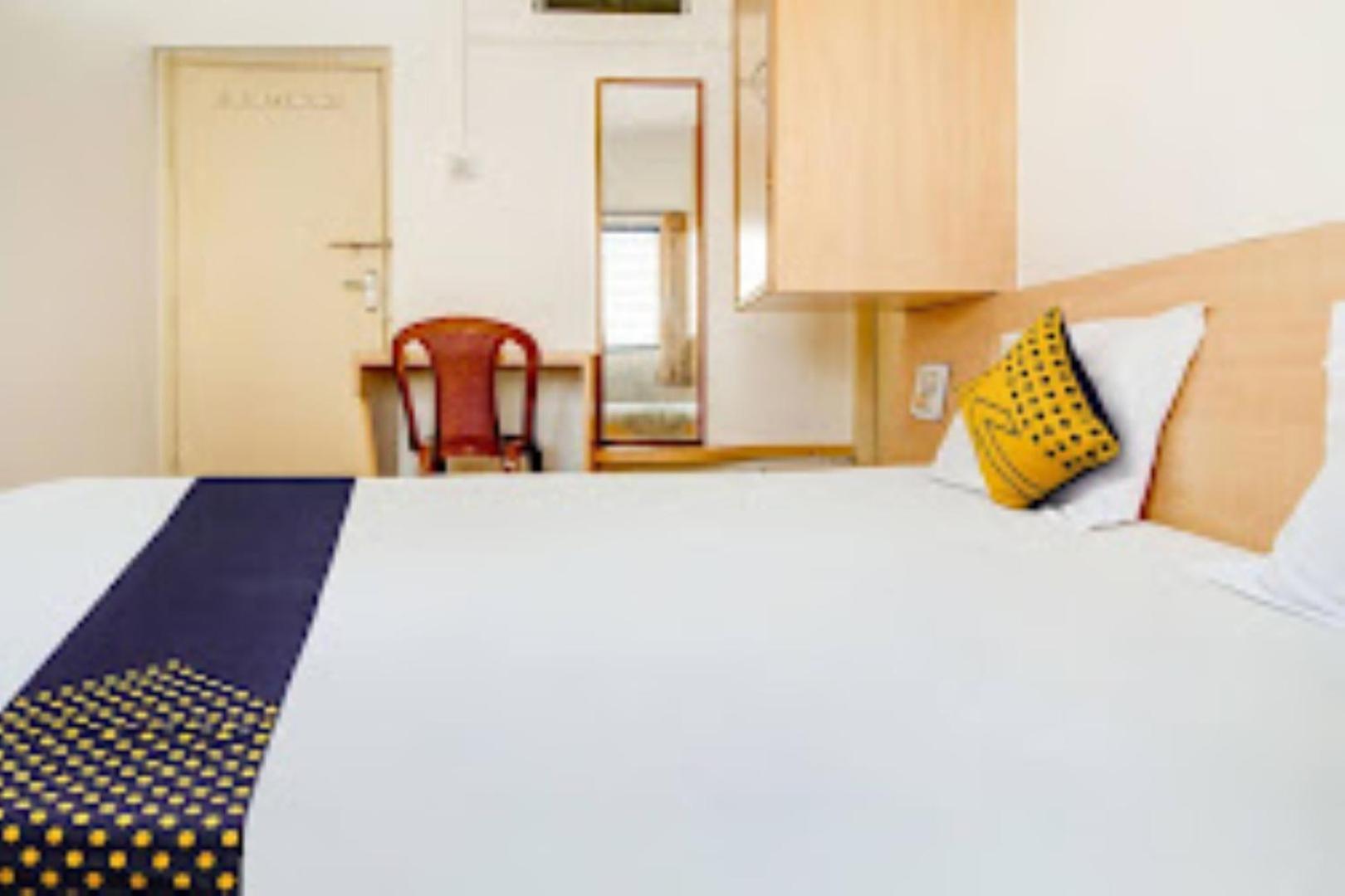 Hotel Rahi Nashik Ngoại thất bức ảnh