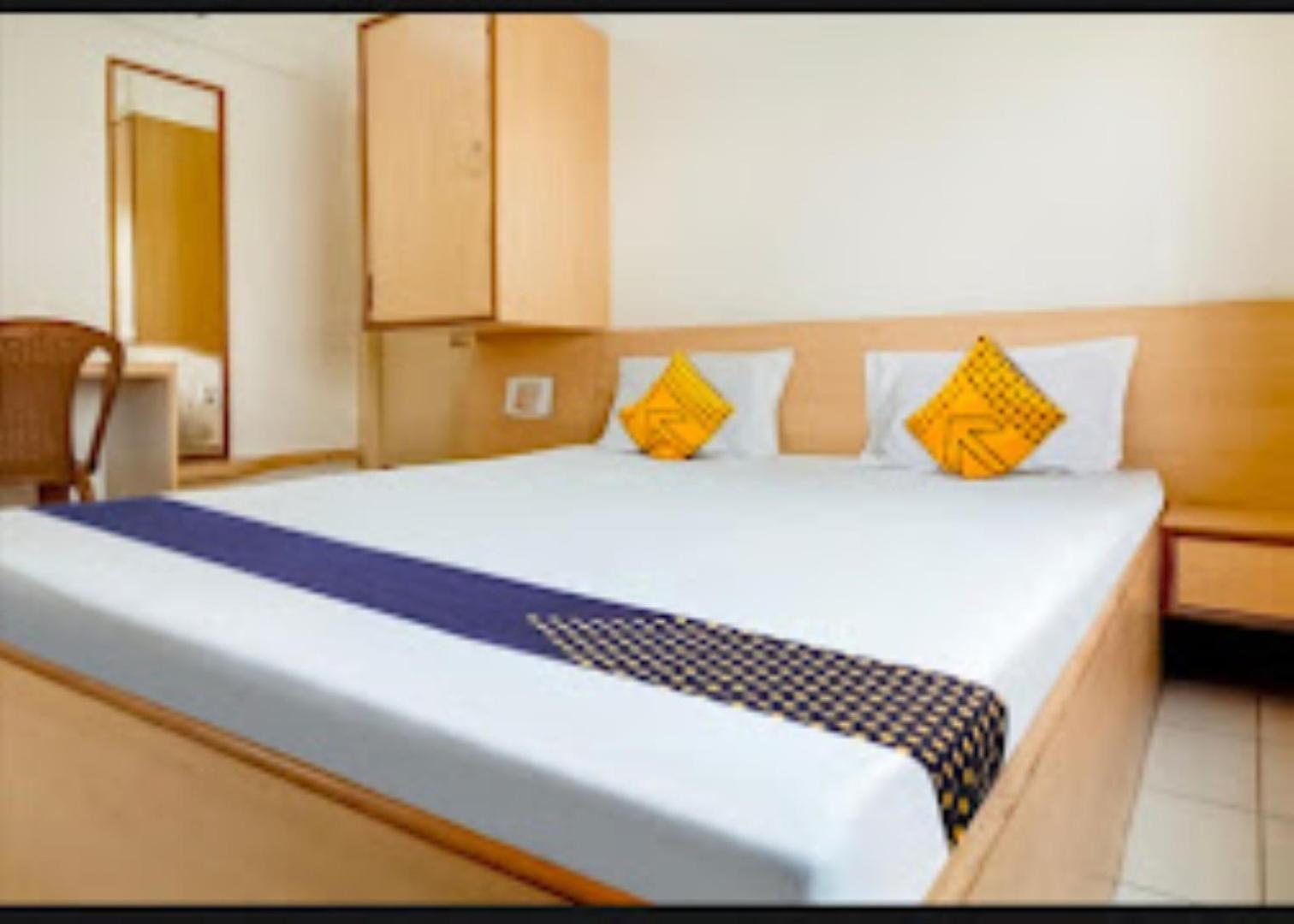 Hotel Rahi Nashik Ngoại thất bức ảnh